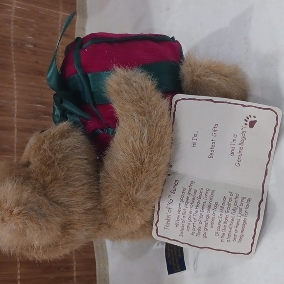 2 Boyds Bears - Picture 3 of 6